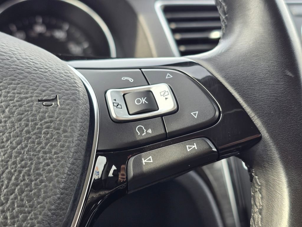 Used 2016 Volkswagen Passat 3.6 SEL Premium image 33