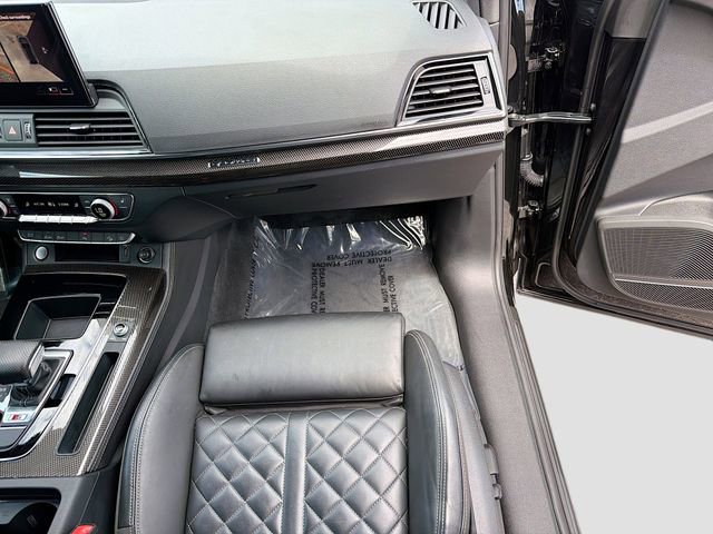 Used 2023 Audi SQ5 Premium Plus w/ Premium Plus Package AWD/4WD image 17