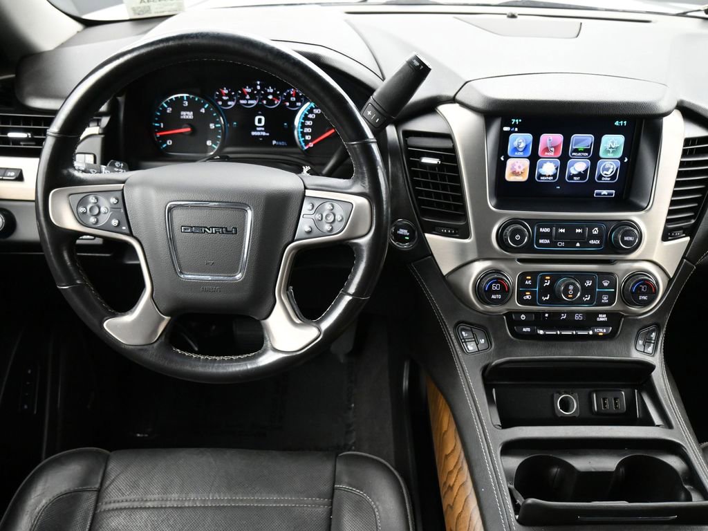 Used 2020 GMC Yukon XL Denali image 7