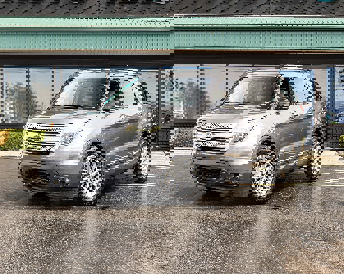 Used 2011 Ford Explorer XLT w/ 202A Rapid Spec Order Code image 5