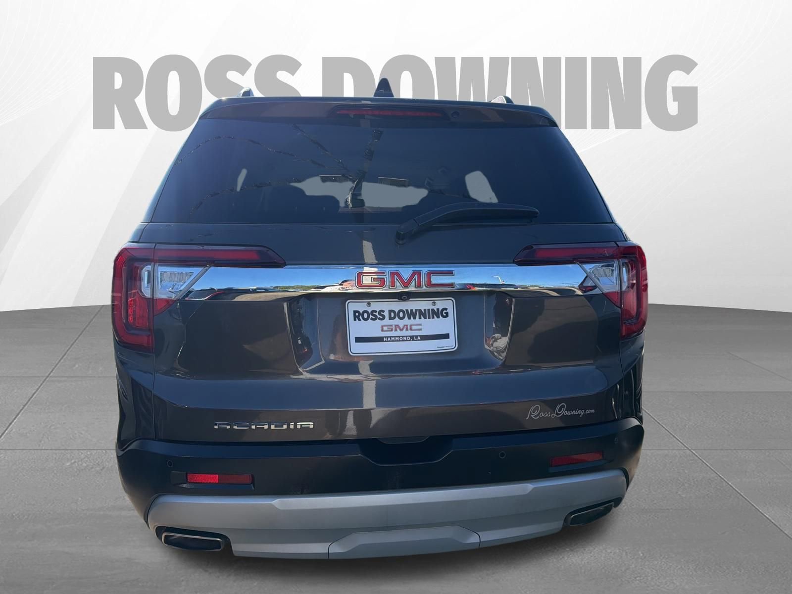 Used 2020 GMC Acadia SLT w/ LPO, Floor Liner Package image 5