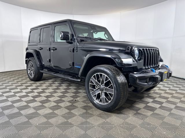 Used 2022 Jeep Wrangler Unlimited Sahara image 2