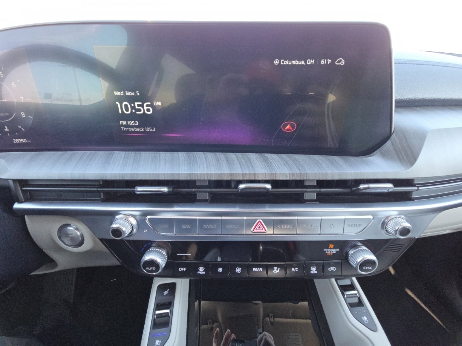 Used 2024 Kia Telluride SX image 29