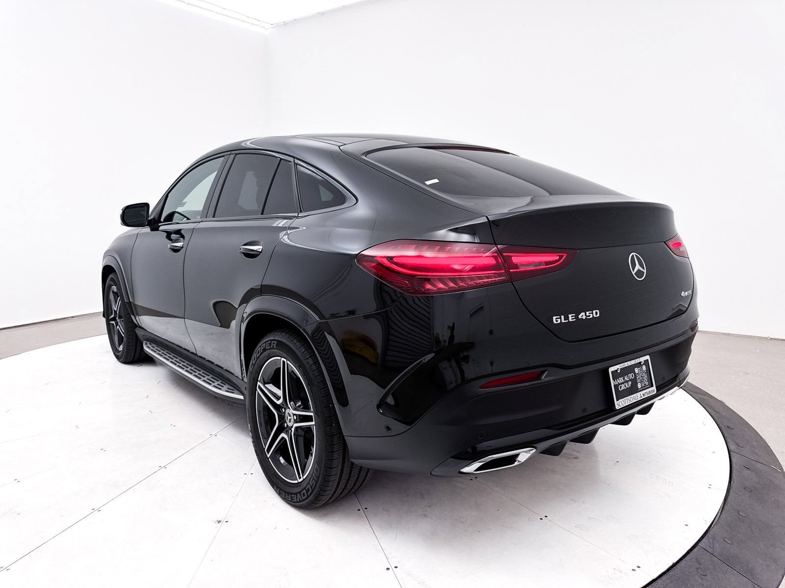 Used 2025 Mercedes-Benz GLE 450 4MATIC Coupe image 33
