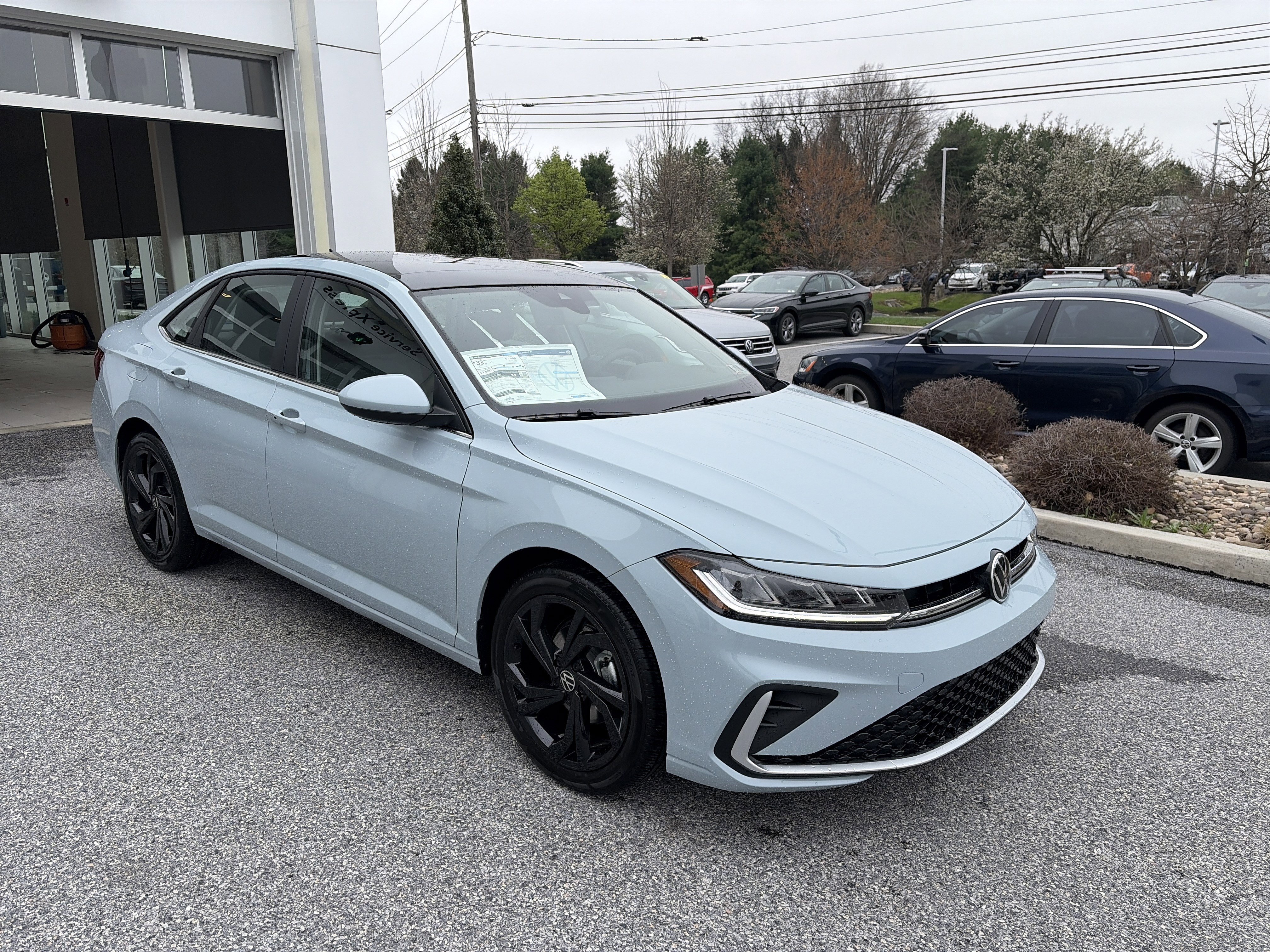 New 2026 Volkswagen Jetta SE image 3