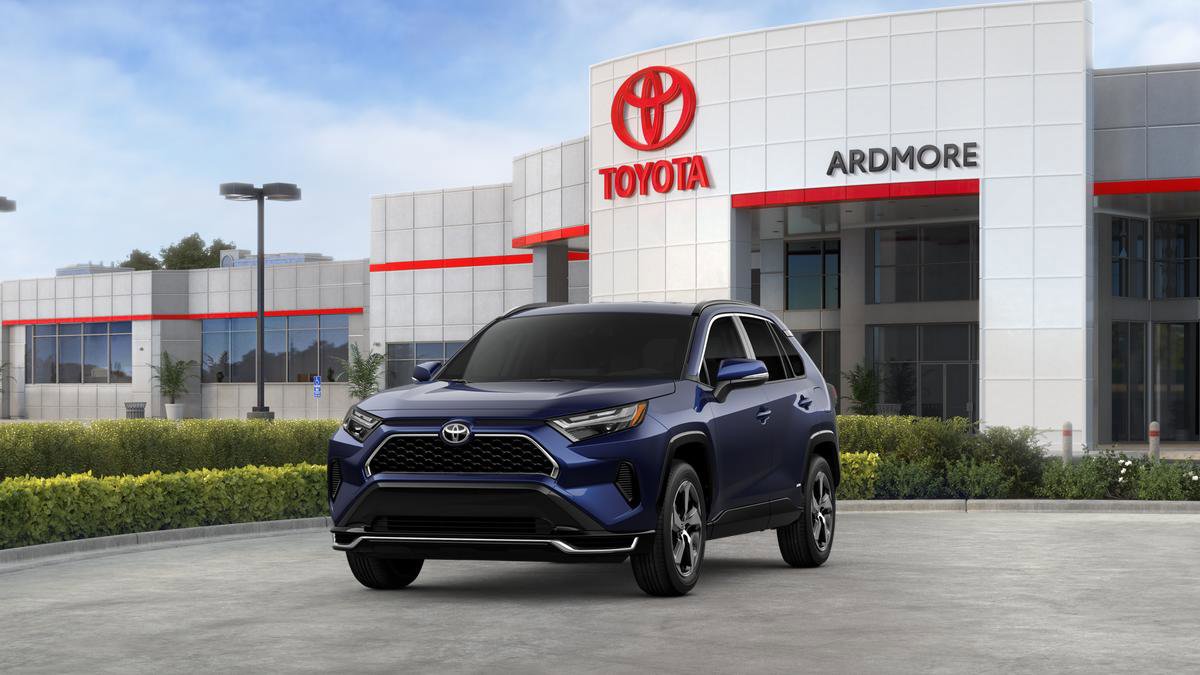 New 2025 Toyota RAV4 SE image 1