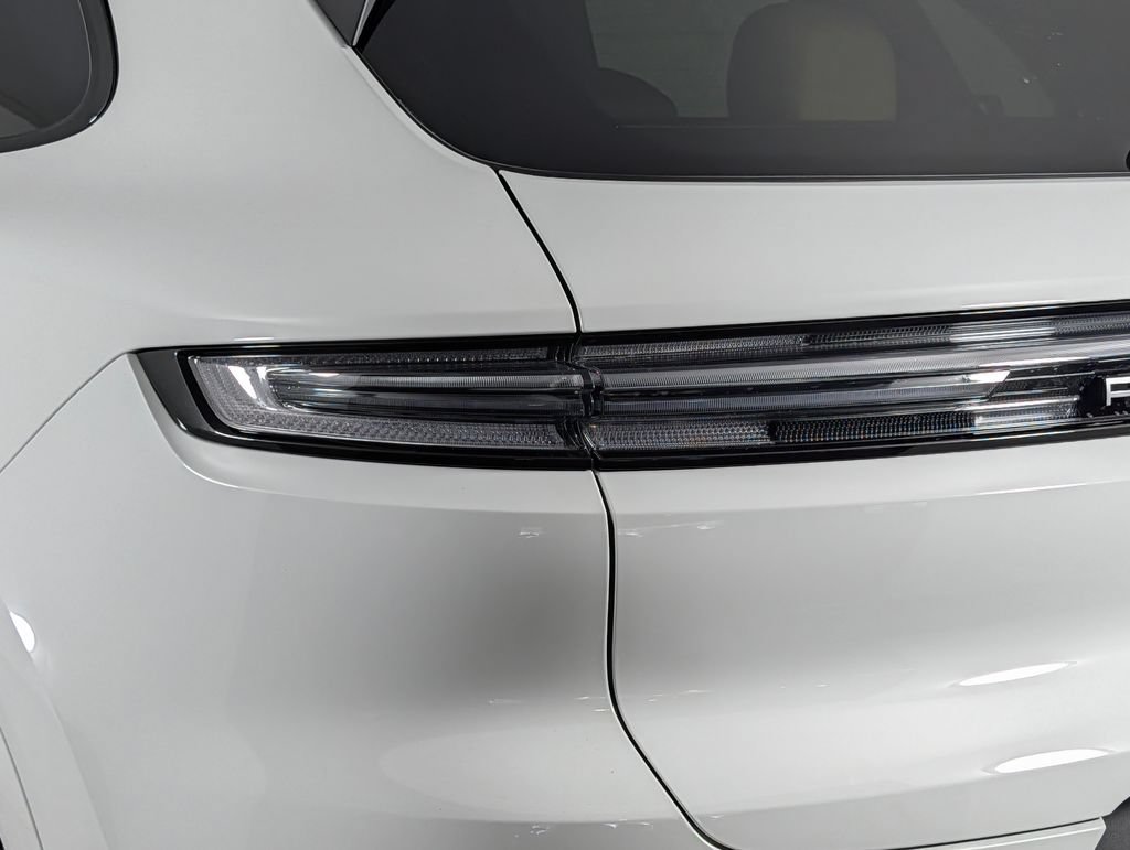 New 2026 Porsche Cayenne AWD/4WD image 16