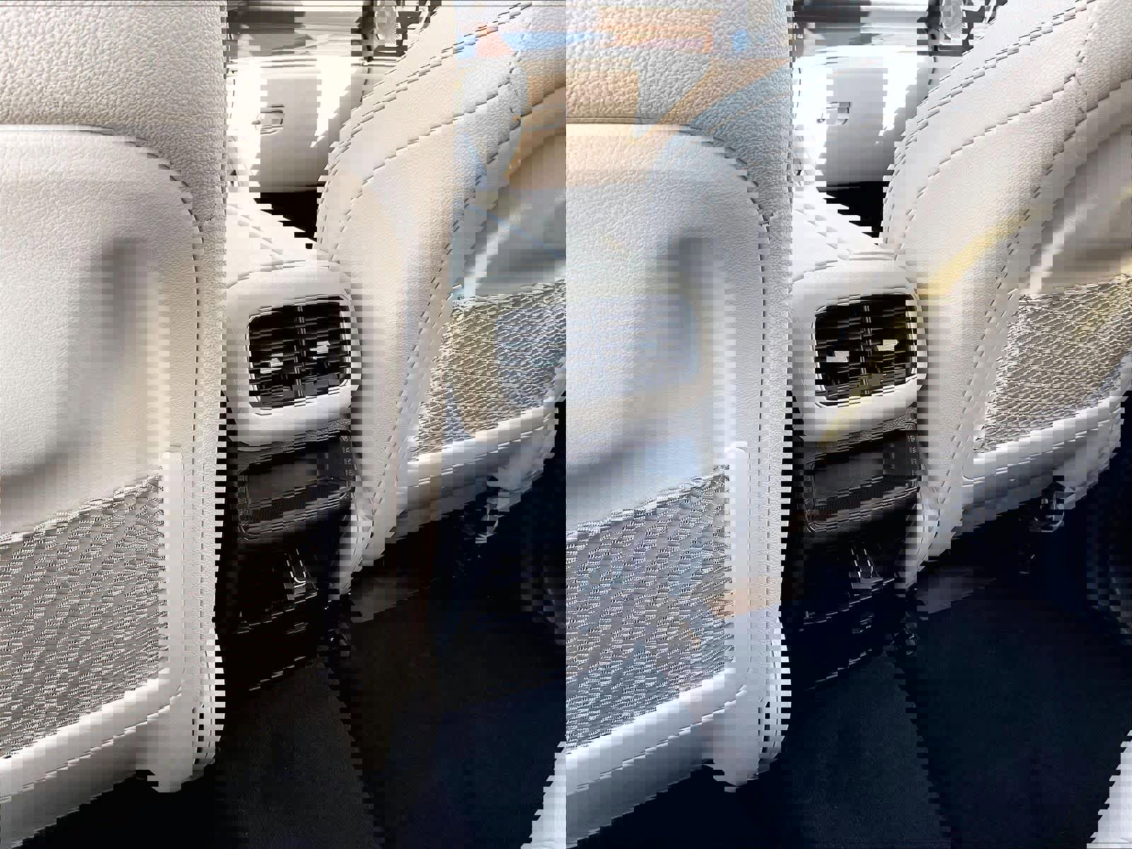 Used 2021 Mercedes-Benz GLE 350 4MATIC image 37