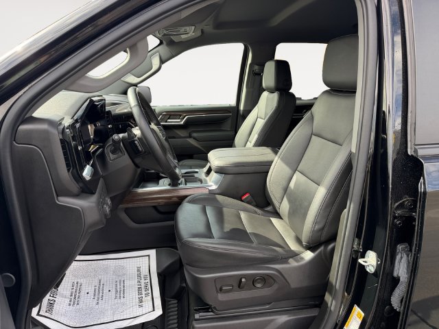 Used 2024 Chevrolet Silverado 1500 RST w/ Rally Edition AWD/4WD image 12