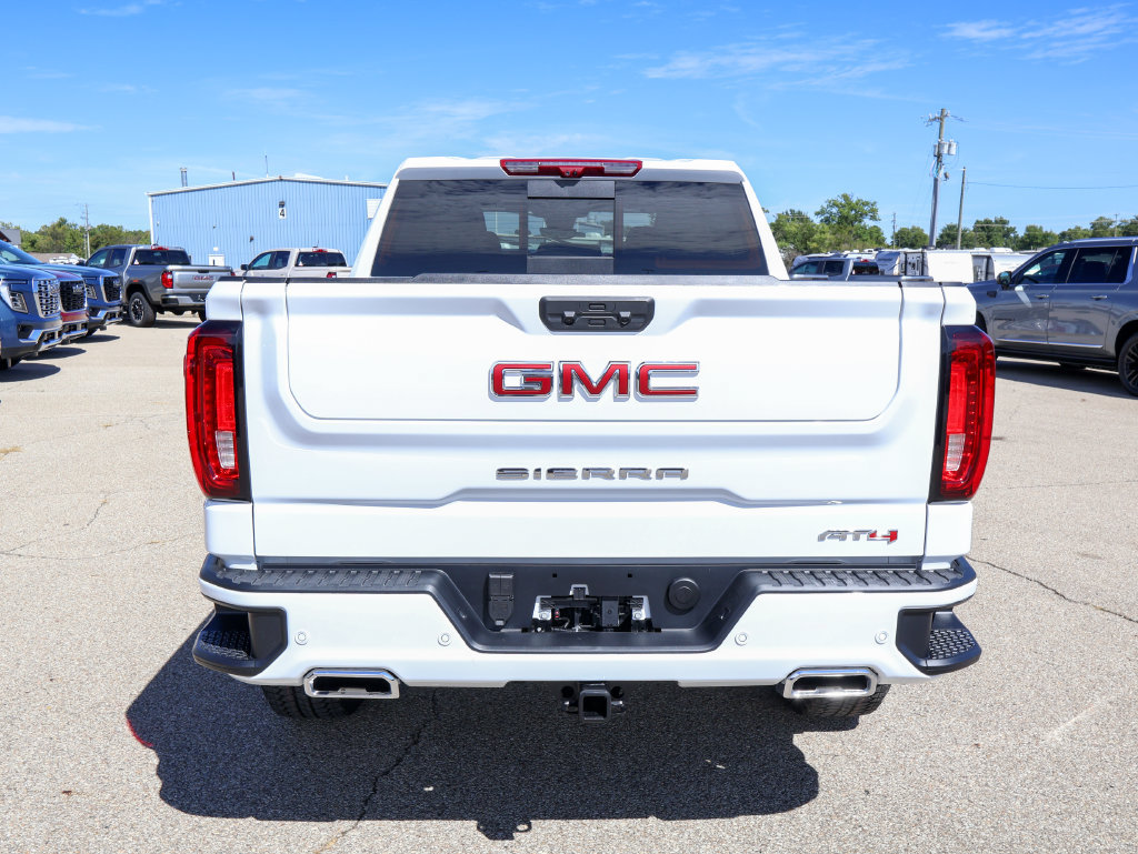 New 2026 GMC Sierra 1500 AT4 w/ AT4 Premium Package AWD/4WD image 4