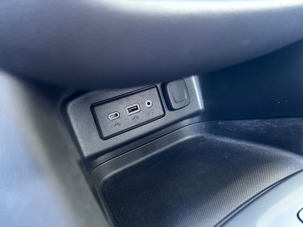 Used 2022 Chevrolet Equinox LT image 25