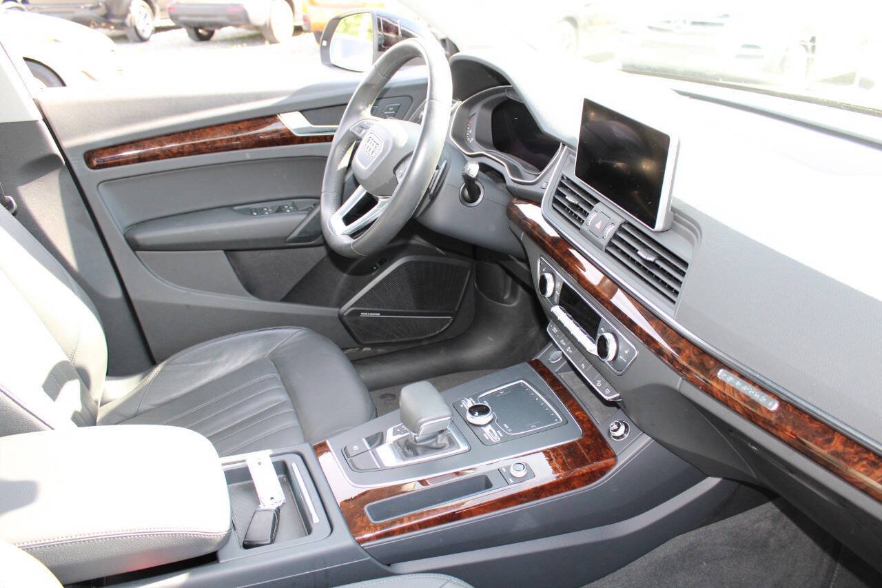 Used 2018 Audi Q5 2.0T Premium Plus AWD/4WD image 12