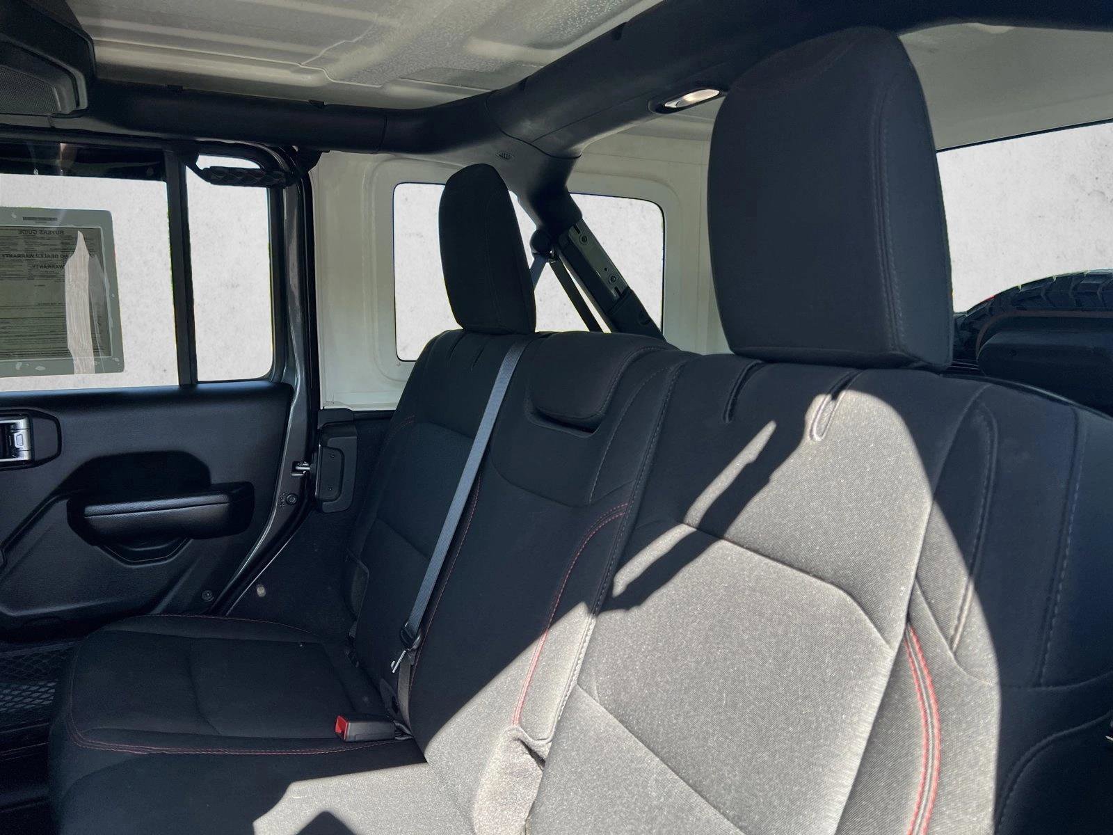 Used 2021 Jeep Wrangler Unlimited Rubicon AWD/4WD image 18