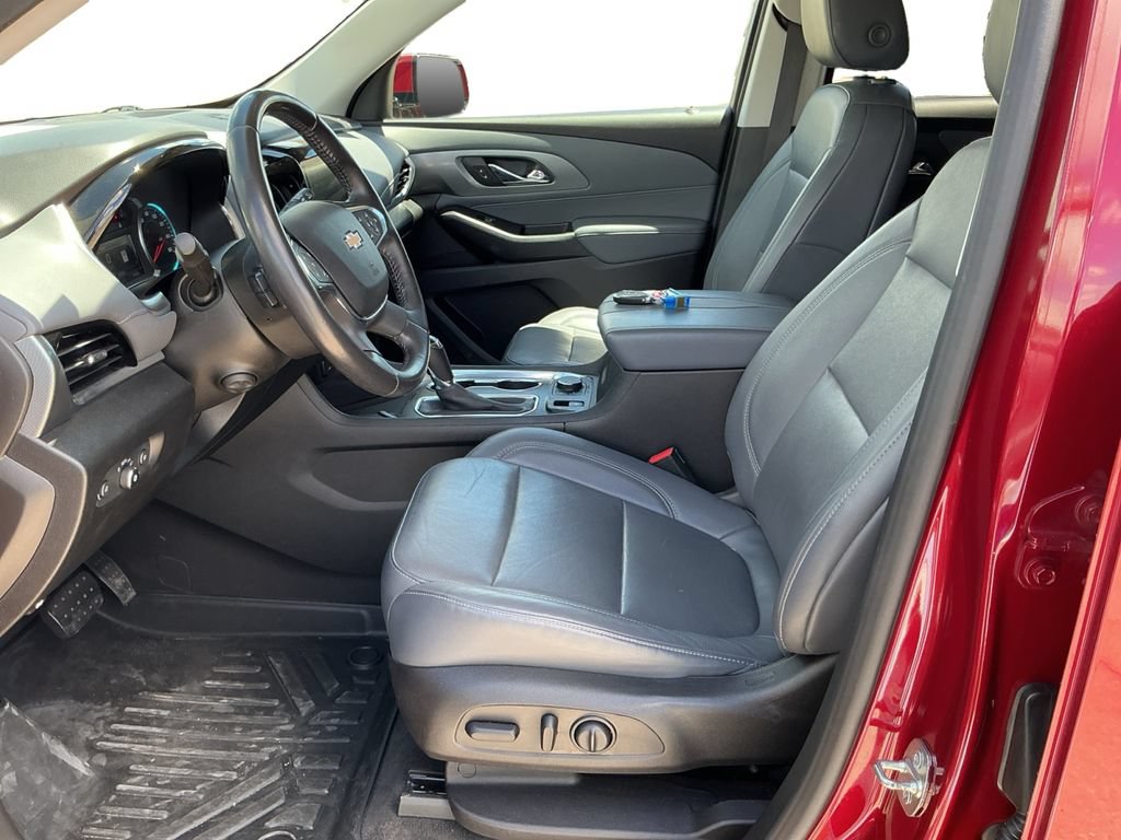 Used 2019 Chevrolet Traverse Premier w/ Driver Confidence II Package FWD image 23