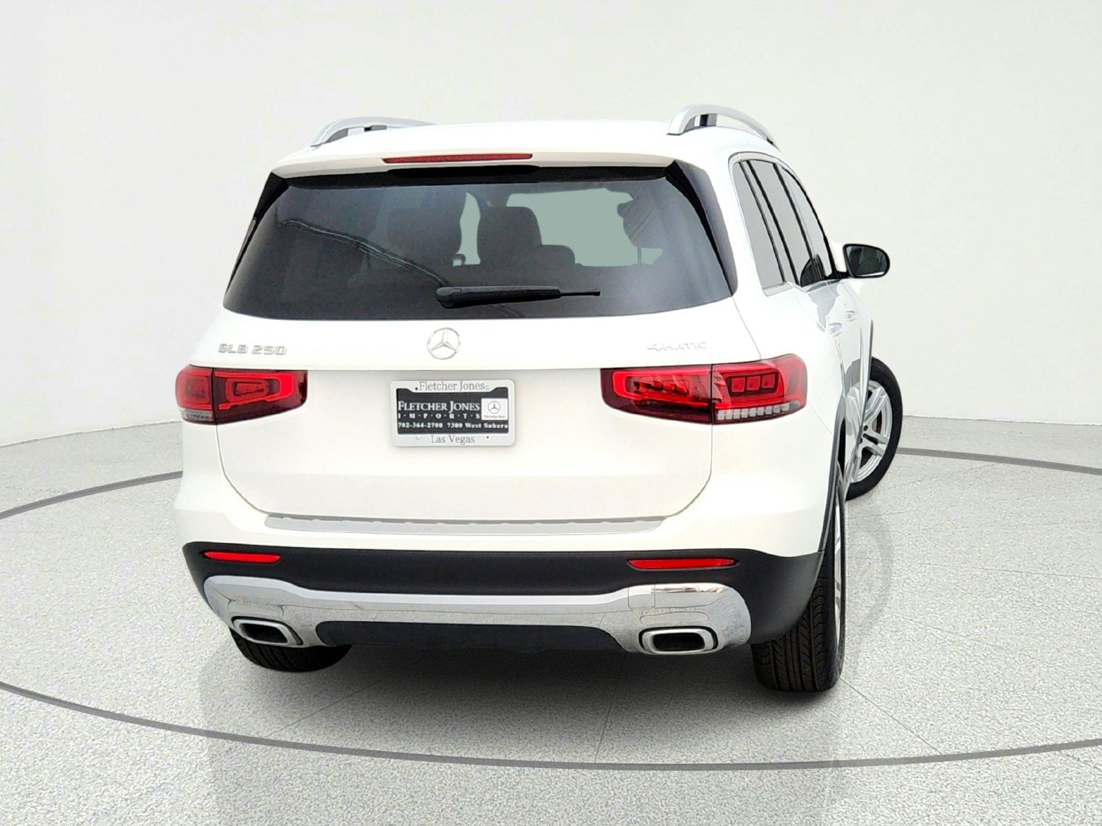 Certified 2022 Mercedes-Benz GLB 250 4MATIC w/ Premium Package Lite image 10