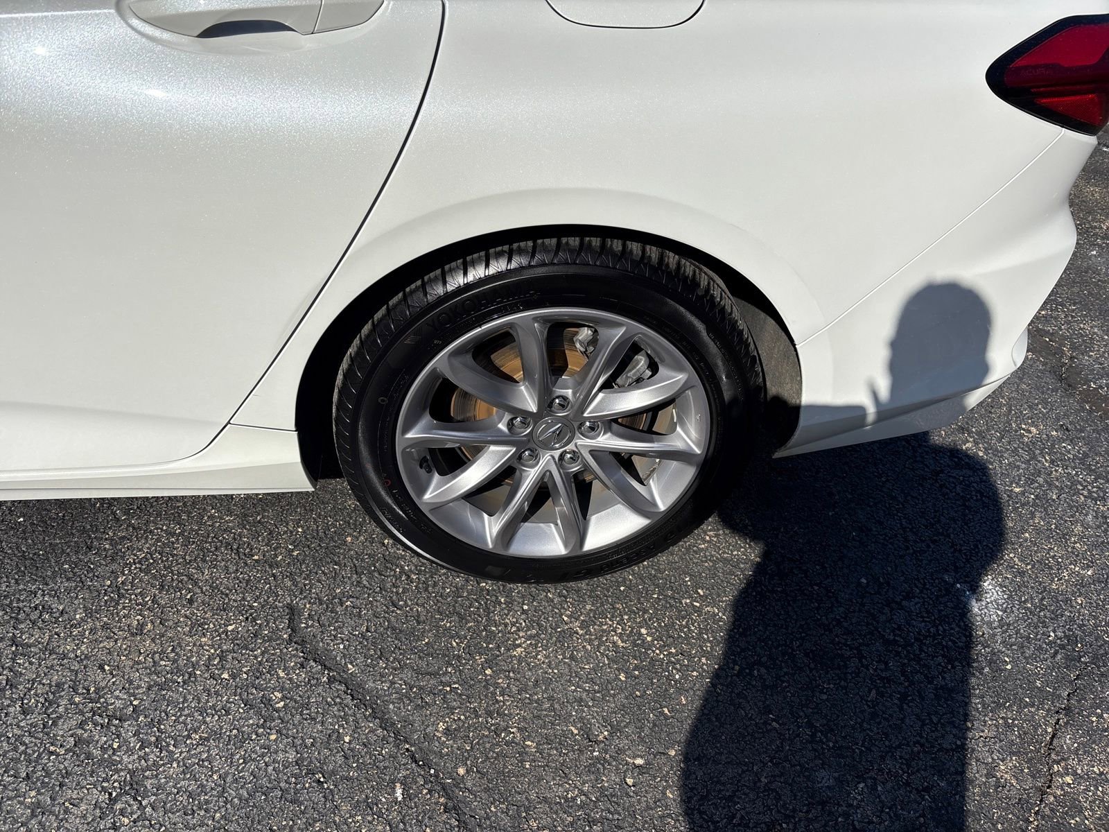Used 2023 Acura TLX image 31