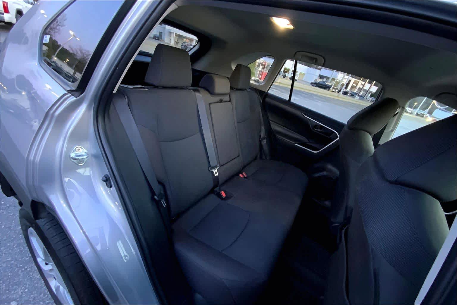 Used 2024 Toyota RAV4 LE image 19