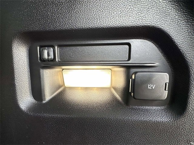 Used 2021 Ford Explorer XLT w/ Equipment Group 202A image 13