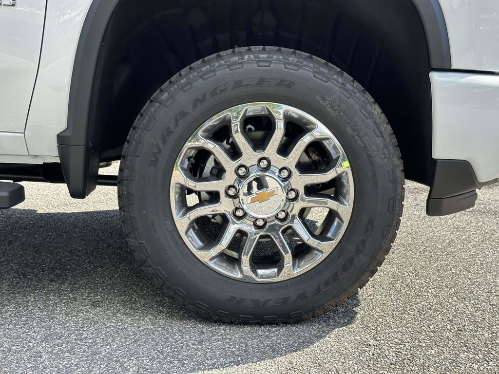 New 2026 Chevrolet Silverado 2500 LTZ w/ Z71 Chrome Sport Edition image 24