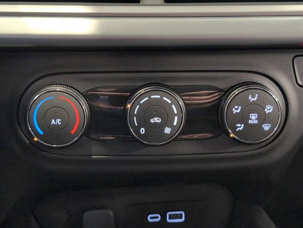 New 2026 Chevrolet Trax LS w/ Driver Confidence Package image 18