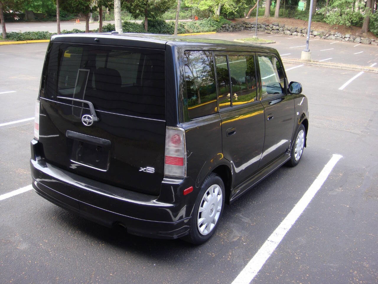 Used 2006 Scion xB FWD image 6
