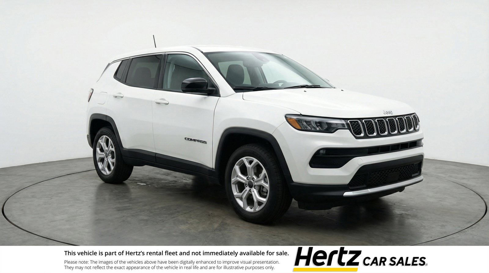 Used 2025 Jeep Compass Latitude image 1