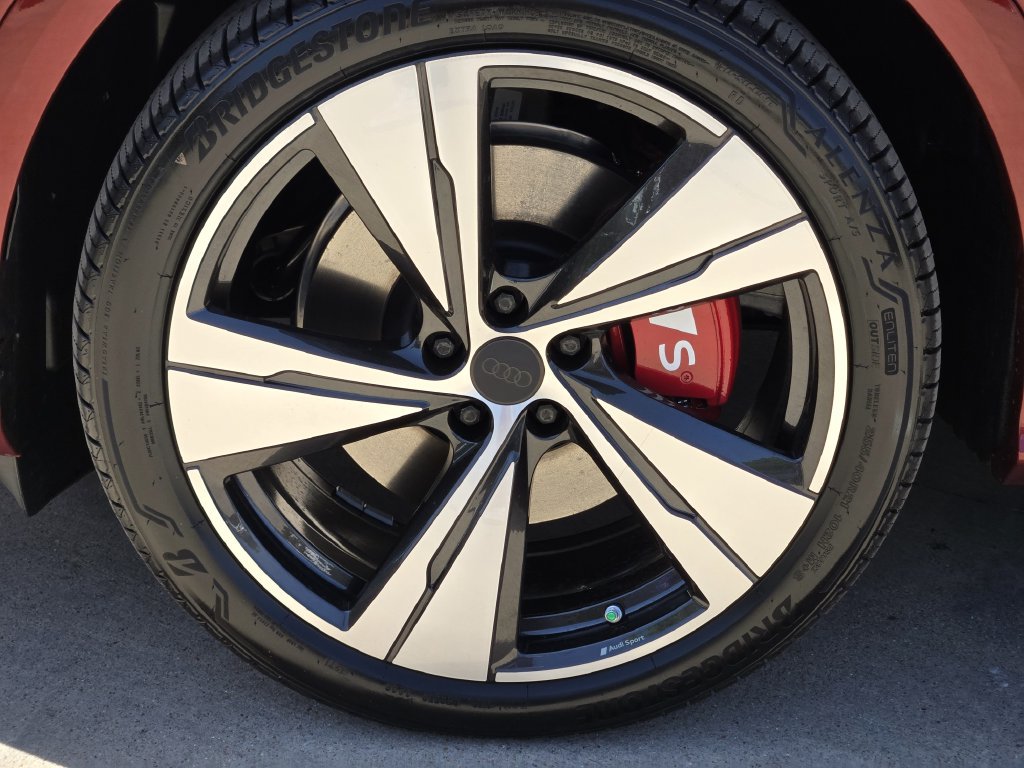 New 2026 Audi SQ5 Prestige AWD/4WD image 15