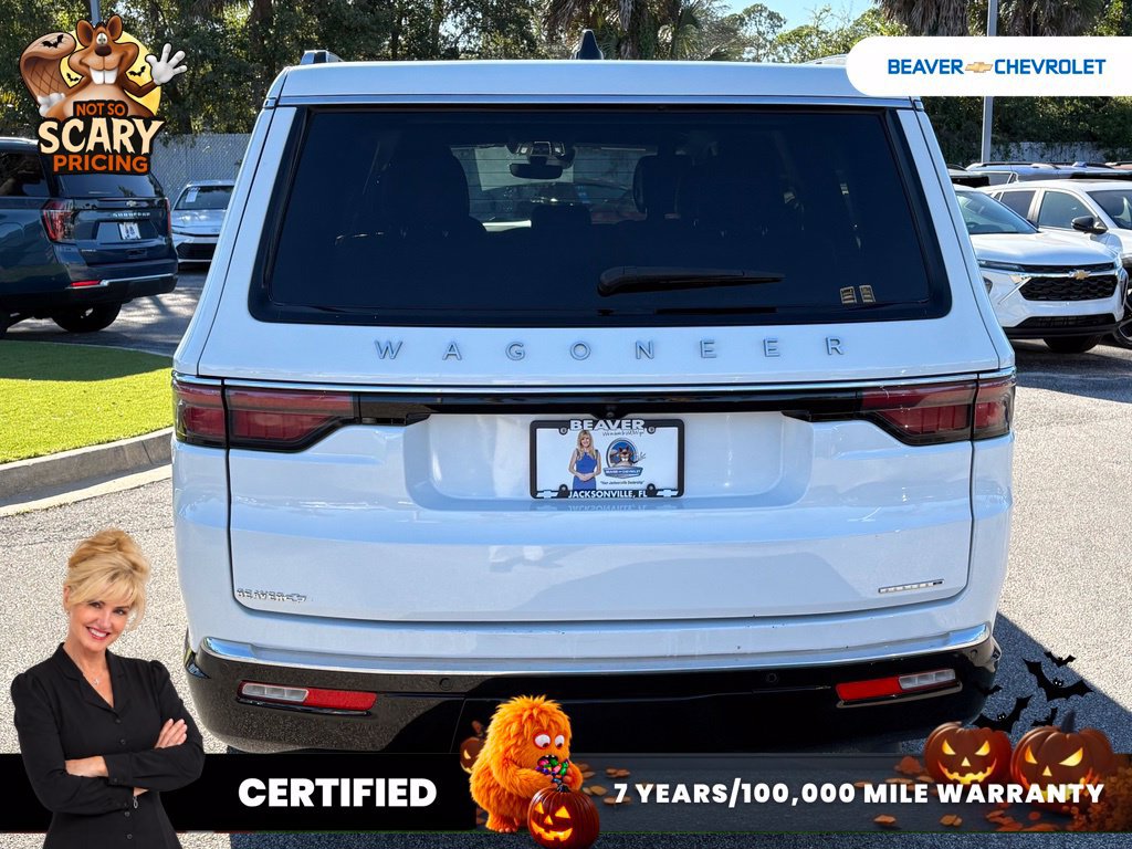 Used 2024 Jeep Wagoneer Series II w/ Flexible Seating Group RWD image 6