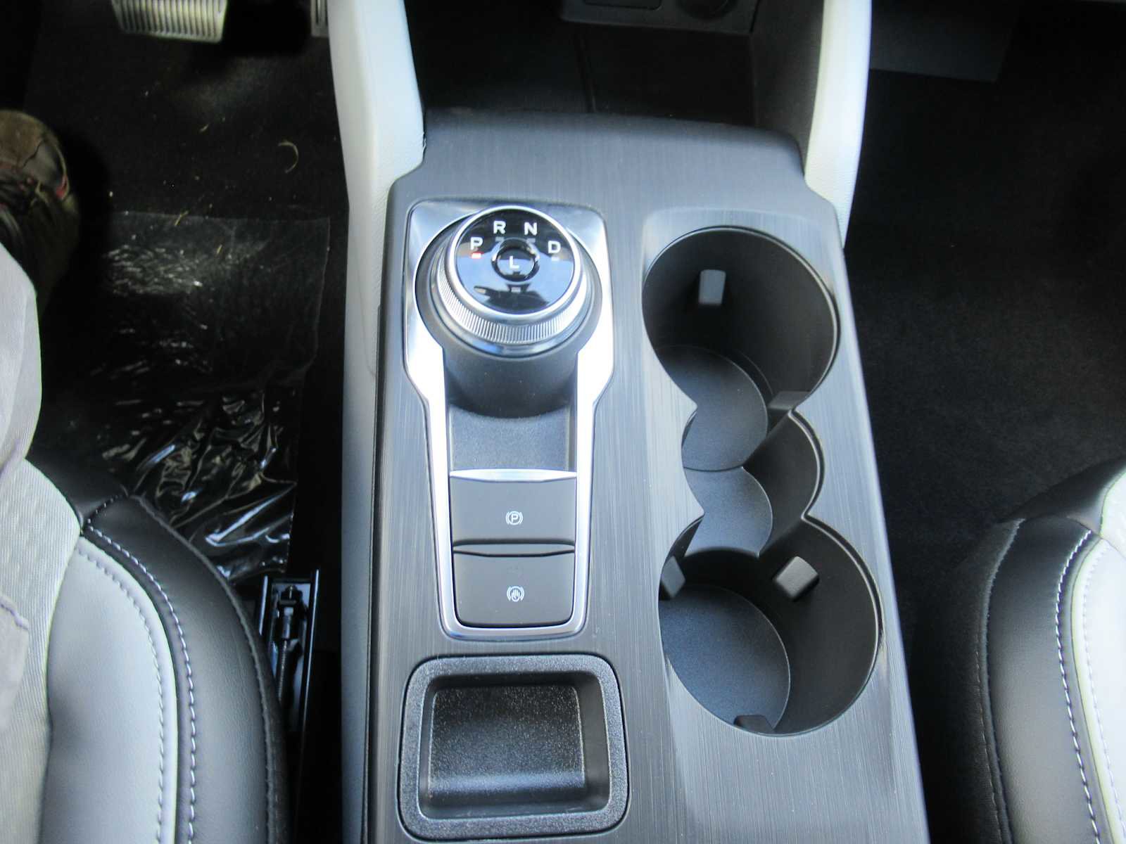 New 2026 Ford Escape SE FWD image 24
