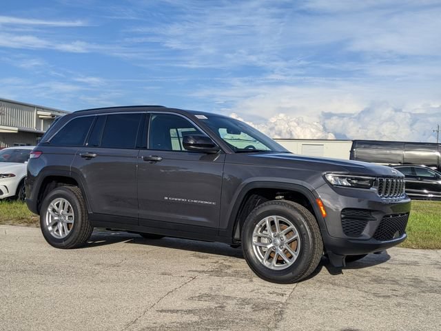 New 2025 Jeep Grand Cherokee Laredo X RWD image 2