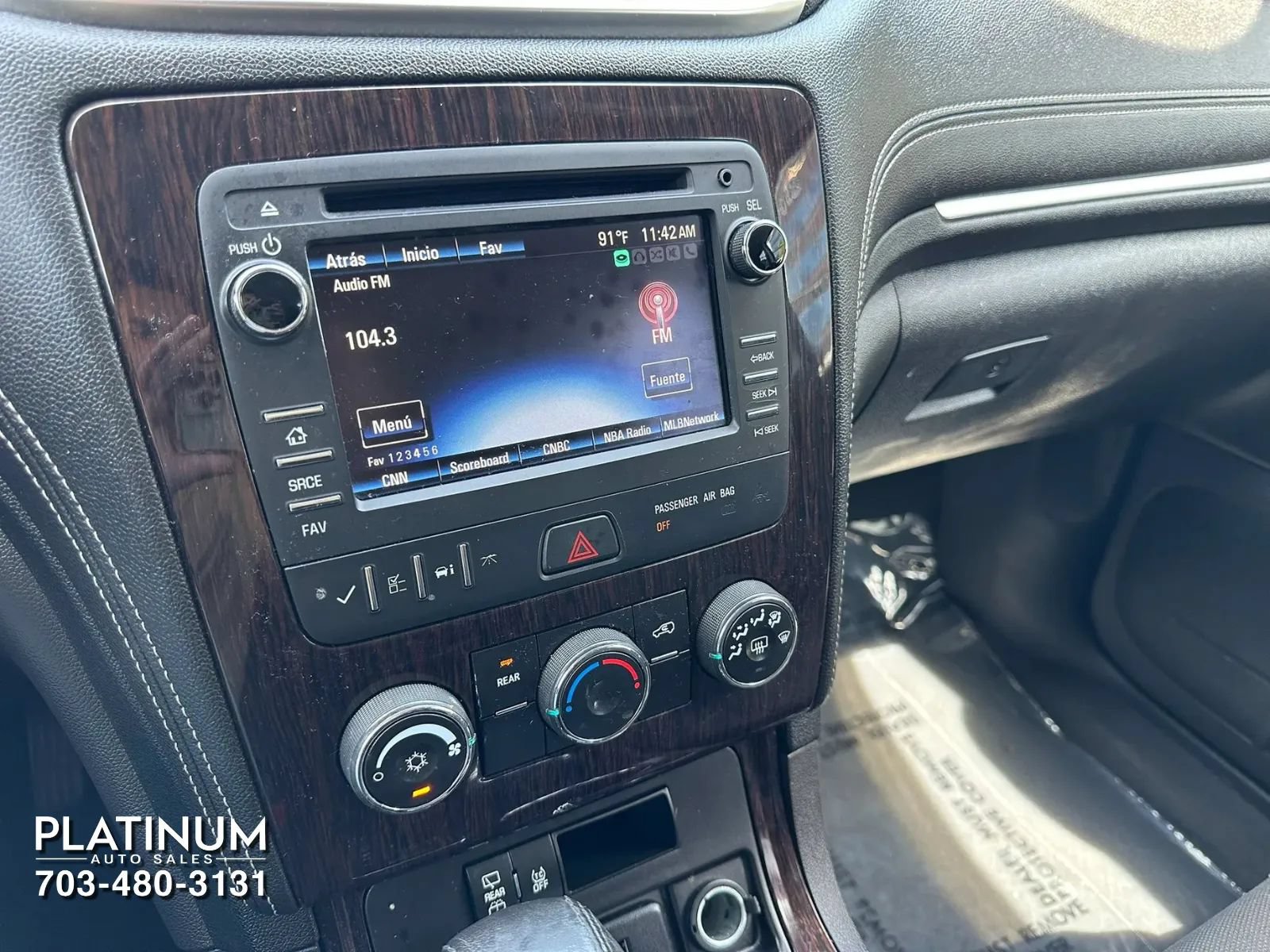 Used 2017 Chevrolet Traverse LT AWD/4WD image 12