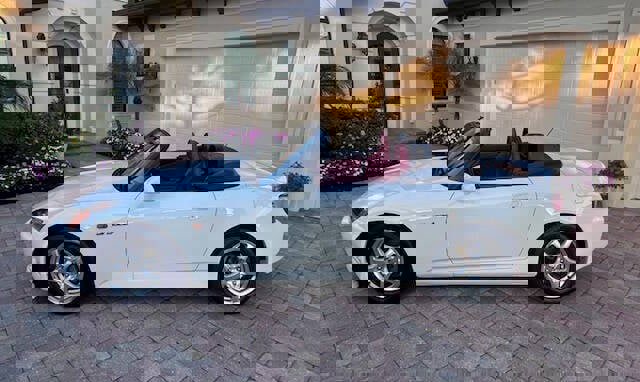 Used 2000 Honda S2000 Base 2dr Convertible image 4