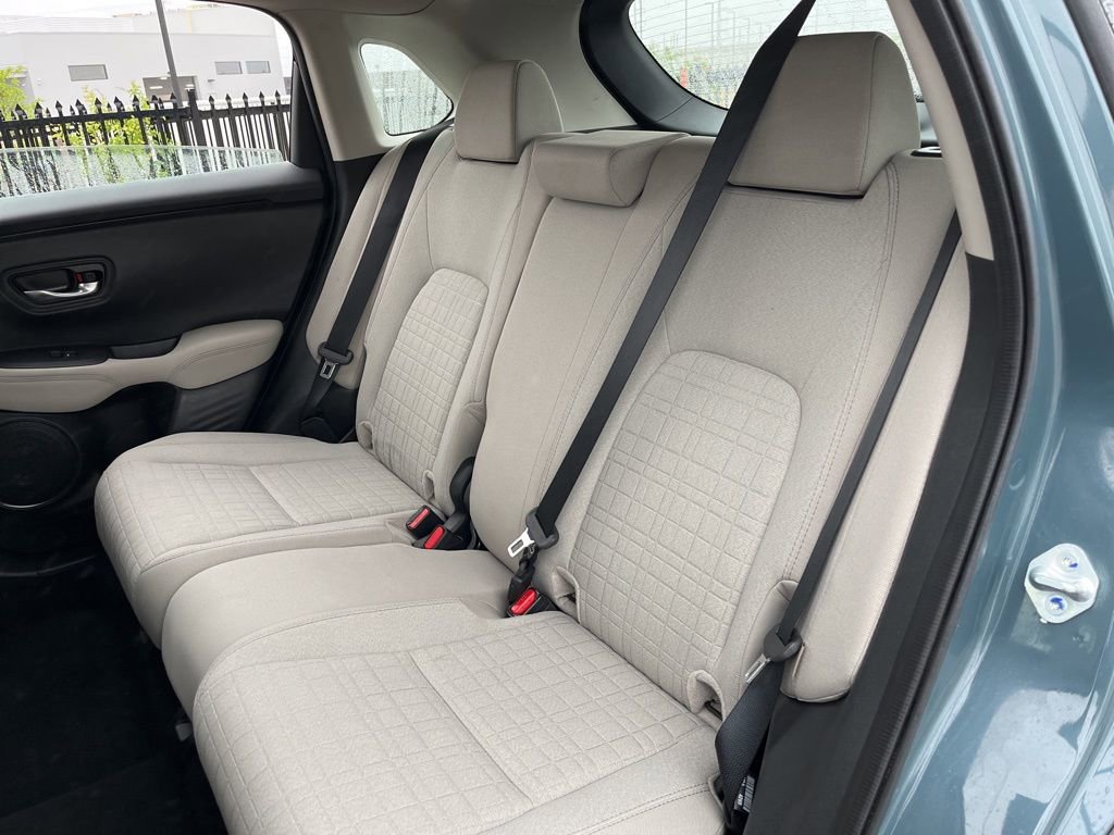 Used 2025 Honda HR-V LX image 25