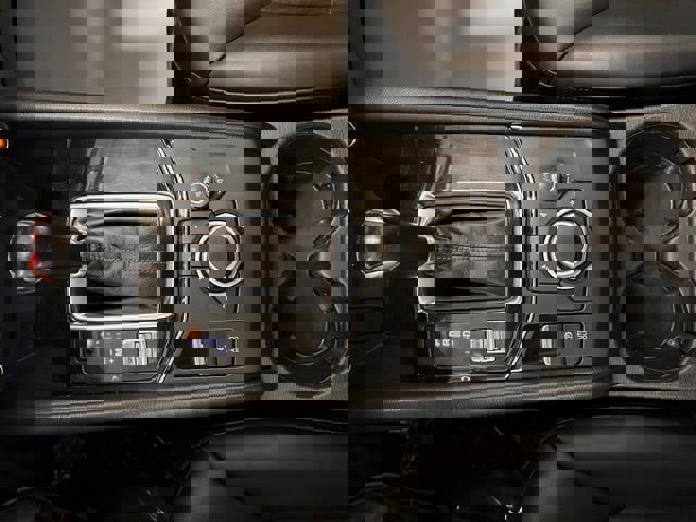 Used 2021 MAZDA CX-5 Touring image 26