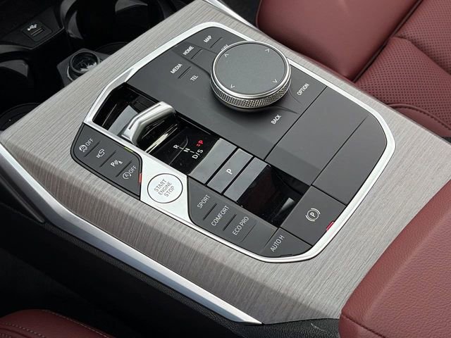 Used 2025 BMW 330i Sedan image 30