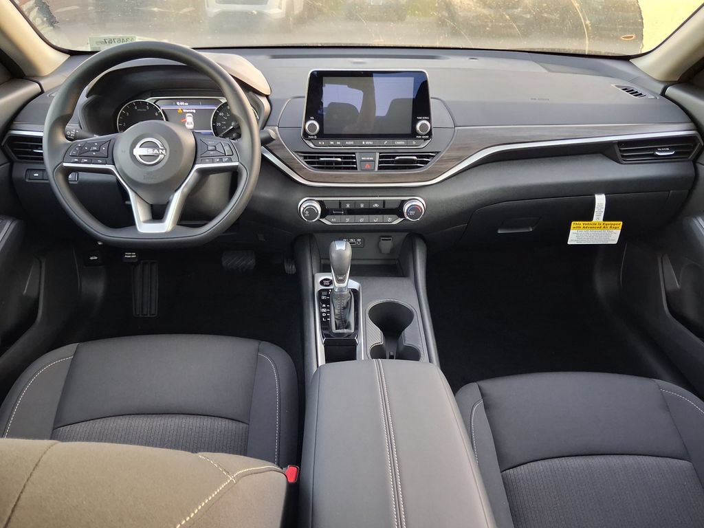 New 2026 Nissan Altima 2.5 SV FWD image 6