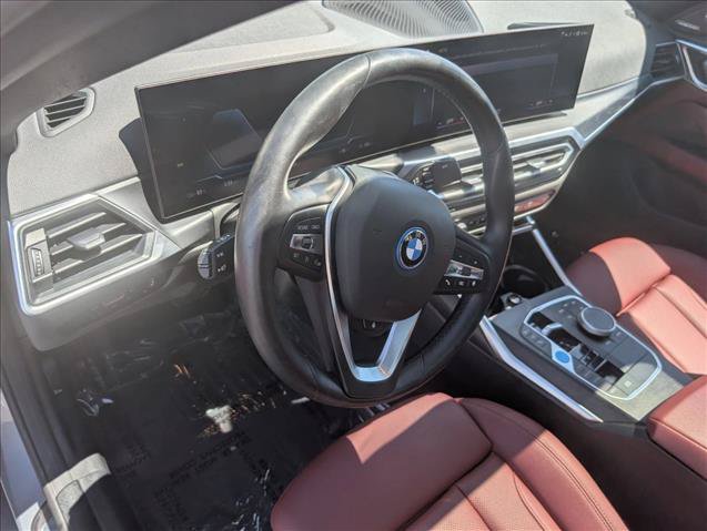 Used 2023 BMW i4 eDrive40 w/ Premium Package RWD image 13