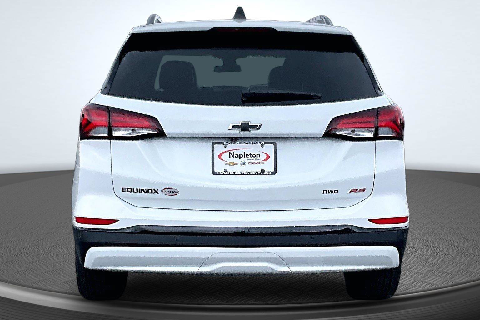 Used 2024 Chevrolet Equinox RS w/ RS Leather Package AWD/4WD image 4