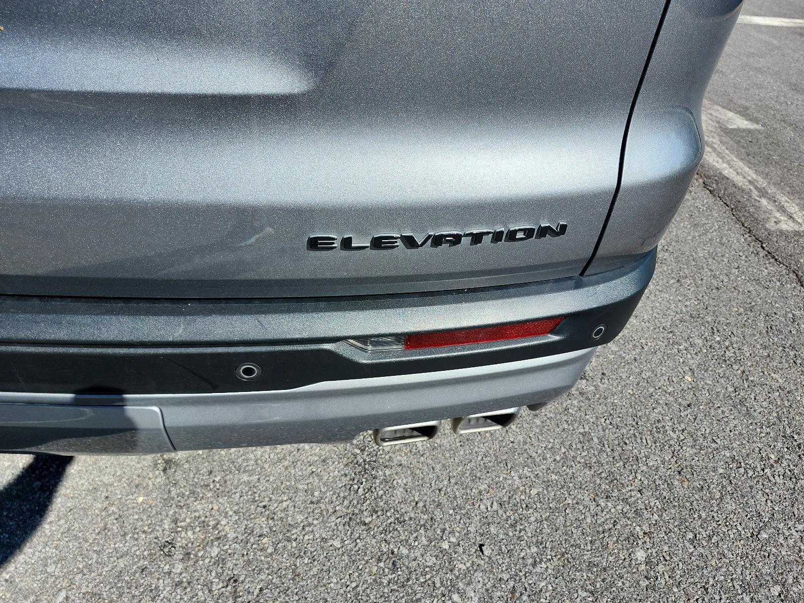 Certified 2025 GMC Acadia Elevation AWD/4WD image 5