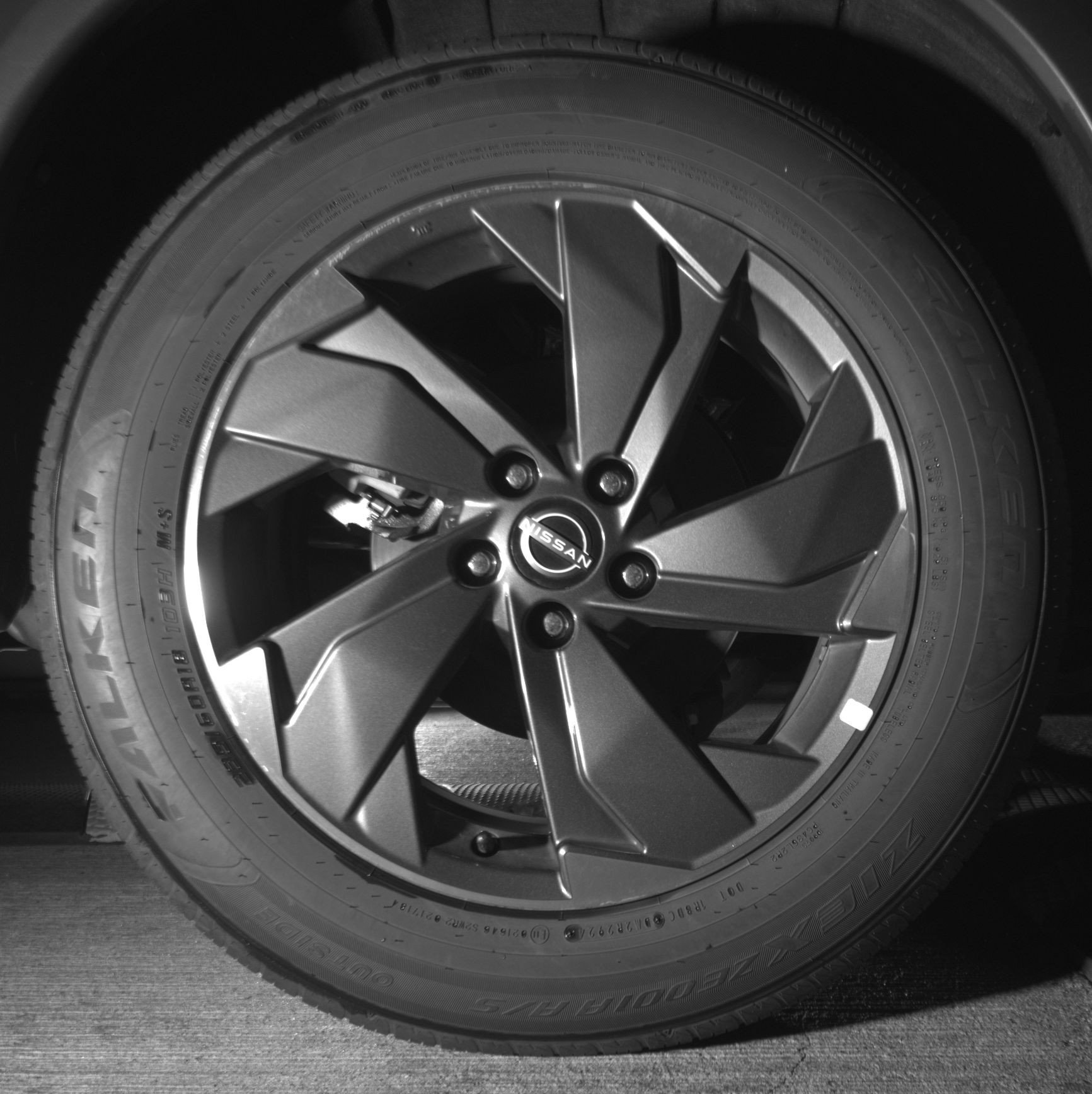 Used 2025 Nissan Rogue SV image 15