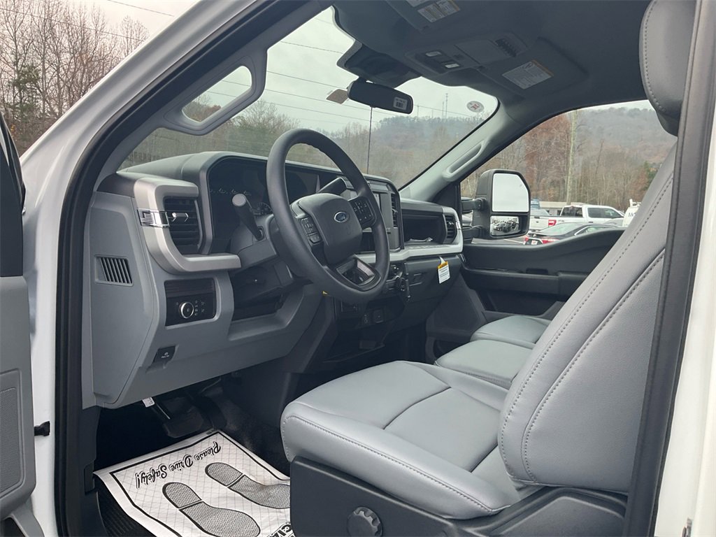 New 2026 Ford F450 XL image 13