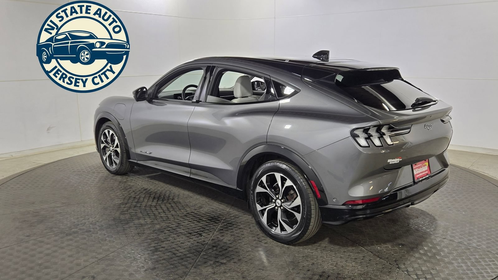 Used 2021 Ford Mustang Mach-E Premium AWD/4WD image 3
