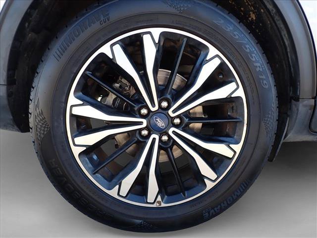 Used 2022 Ford Escape SE w/ SE Sport Appearance Package FWD image 7