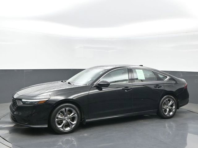 Used 2024 Honda Accord EX image 2