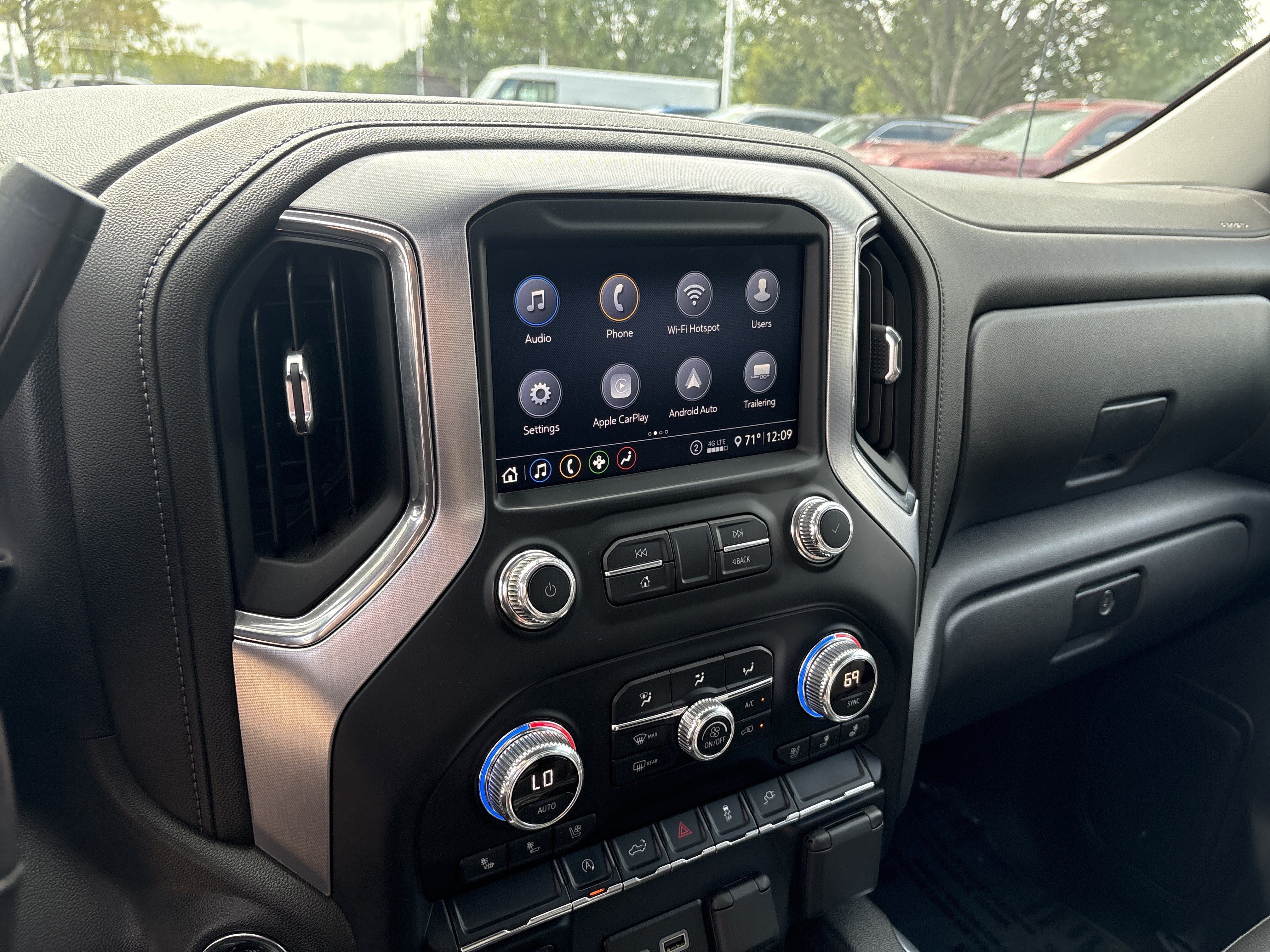 Used 2020 GMC Sierra 1500 SLT w/ SLT Premium Package AWD/4WD image 19