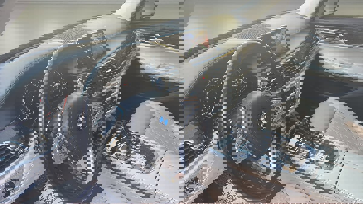 Used 2018 BMW 740i xDrive w/ Executive Package AWD/4WD image 12