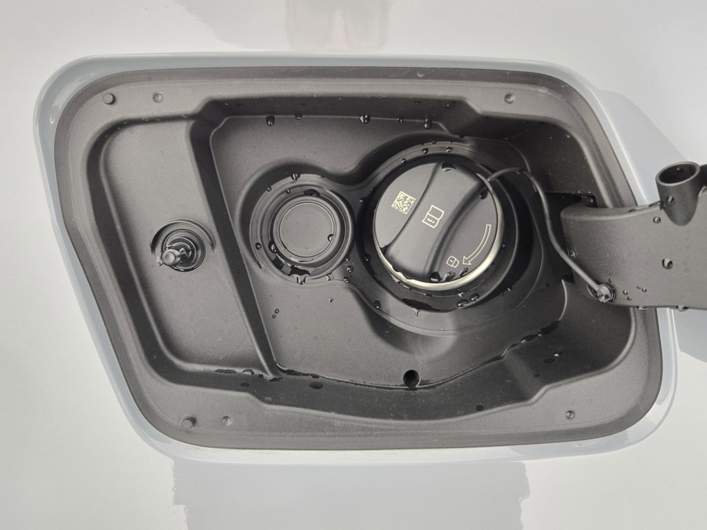 New 2026 BMW M5 w/ Executive Package image 25