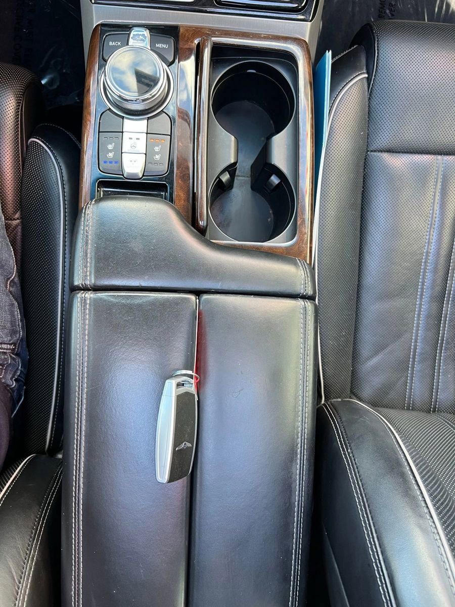 Used 2018 Genesis G90 5.0 Ultimate RWD image 45