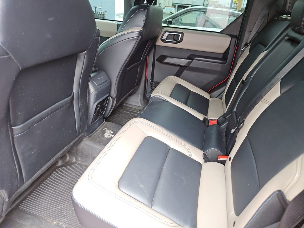 Used 2024 Ford Bronco Wildtrak AWD/4WD image 9