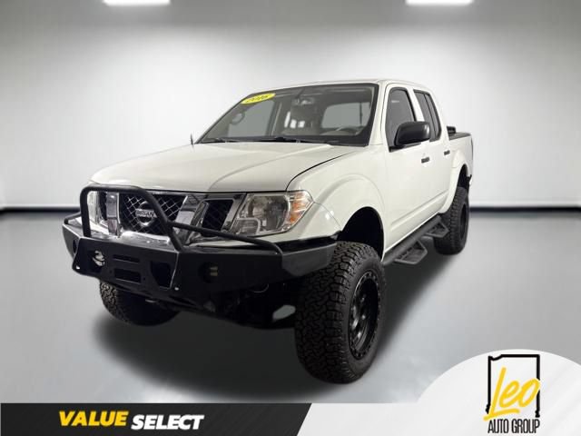 Used 2016 Nissan Frontier SV w/ SV Value Truck Package AWD/4WD image 1